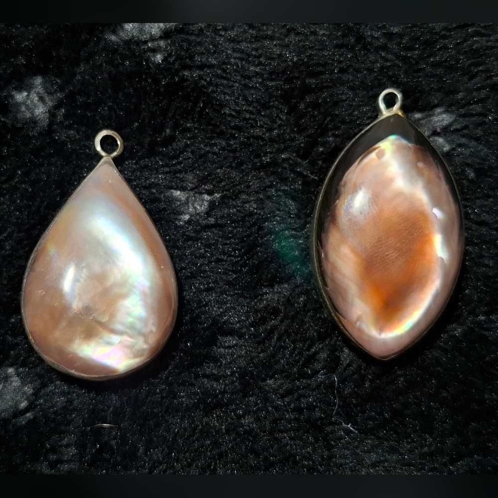 🐚Set of 2 .925 Sterling Silver Mother Of Pearl Teardrop Shell Pendants